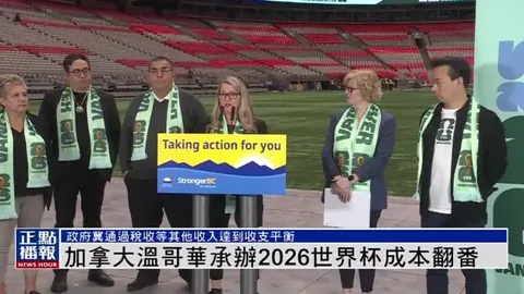 欢腾春节，人流如织，佳节魅力绽放无限活力。